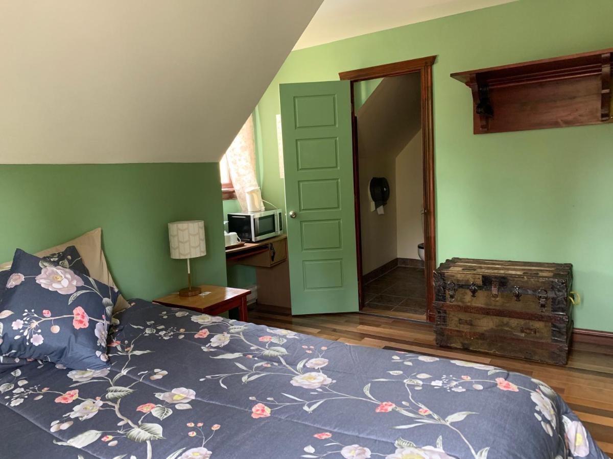L'Auberge Refuge Du Trappeur Saint-Mathieu-du-Parc Dış mekan fotoğraf