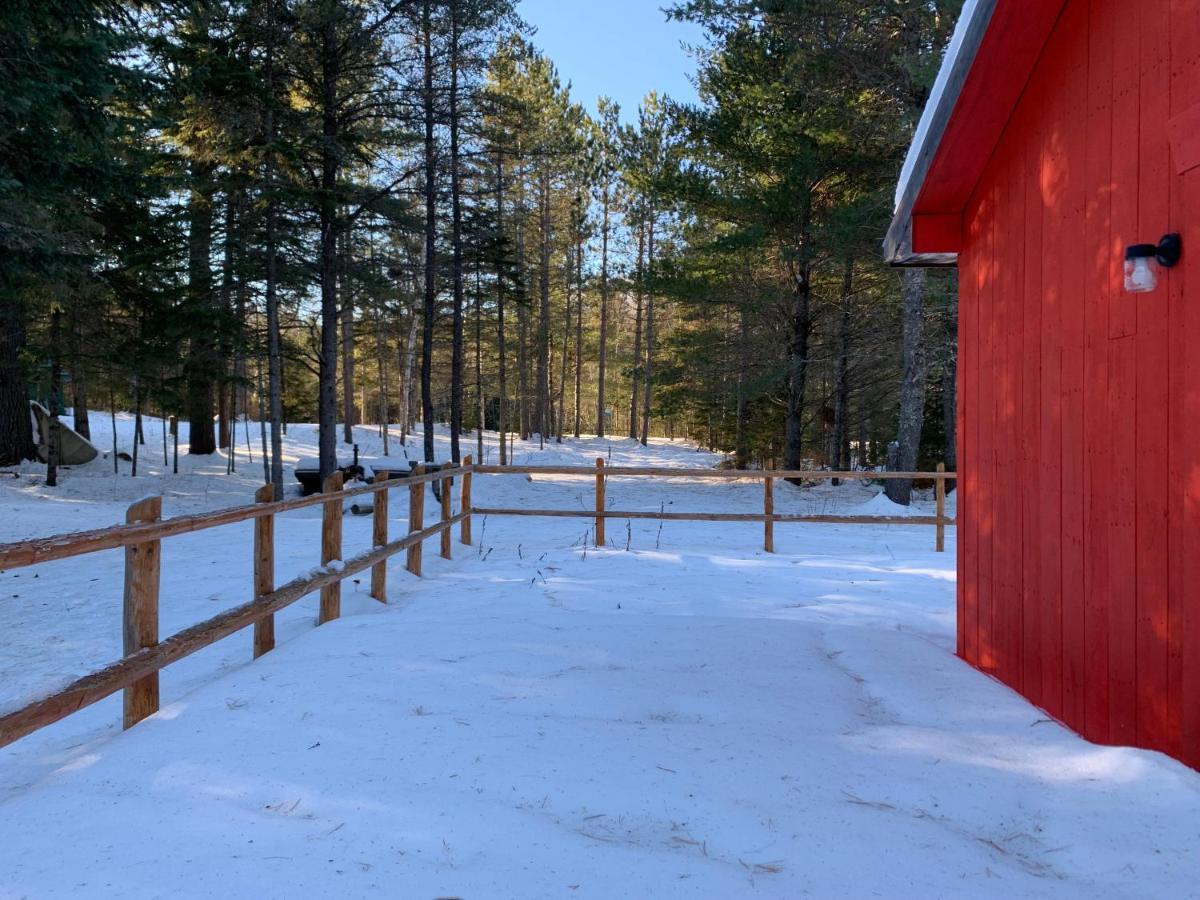 L'Auberge Refuge Du Trappeur Saint-Mathieu-du-Parc Dış mekan fotoğraf