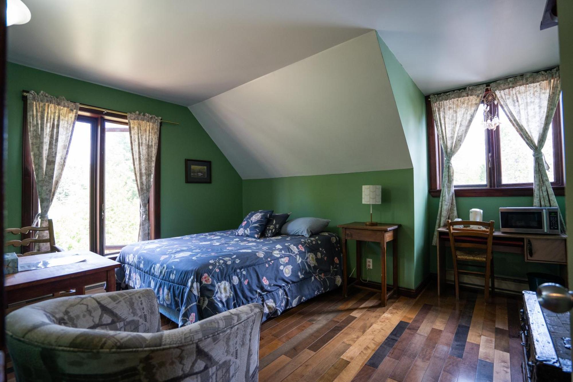 L'Auberge Refuge Du Trappeur Saint-Mathieu-du-Parc Dış mekan fotoğraf