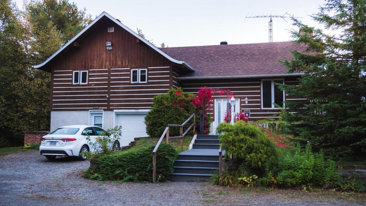 L'Auberge Refuge Du Trappeur Saint-Mathieu-du-Parc Dış mekan fotoğraf